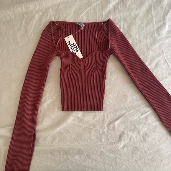 Urban Outfitters Juliet Knit sweetheart sweater XS - Picture 3 of 3